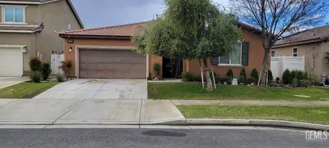 109 White Alder Dr, Bakersfield, CA 93314