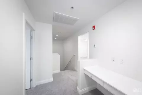Bath - 11808 Cala Ct, Atascadero, CA 93422 photo 2 of 5