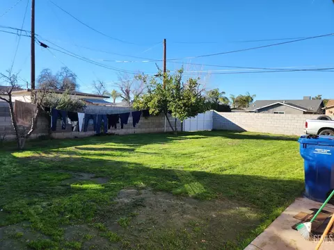 301 D St, Wasco, CA 93280 photo 10