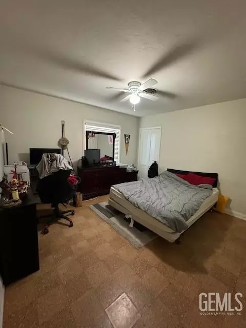 Bedroom - 1945 Sunset St, Wasco, CA 93280 photo 2 of 2