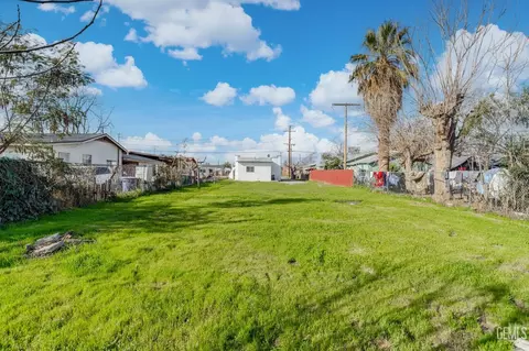 View/Area - 1410 10th Ave, Delano, CA 93215 photo 1 of 1