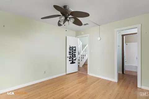 Bedroom - 28 Meadow Lakes Dr, Tehachapi, CA 93561 photo 2 of 2