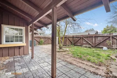 Exterior - 28 Meadow Lakes Dr, Tehachapi, CA 93561 photo 3 of 3