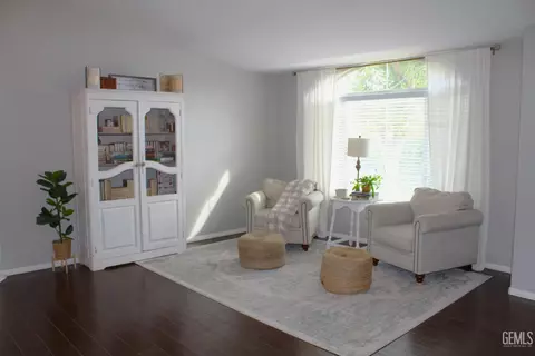 Living - 4319 Native Dancer Dr, Bakersfield, CA 93312 photo 5 of 6
