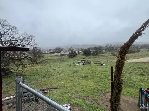 View/Area - 28340 Carry Back Ct, Tehachapi, CA 93561 photo 1 of 1