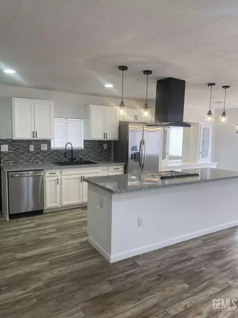 400 E Roberts Ln #19, Bakersfield, CA 93308 photo 6