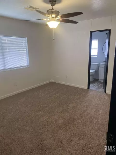 400 E Roberts Ln #19, Bakersfield, CA 93308 photo 14