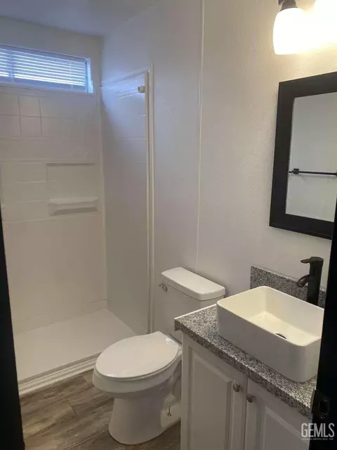 400 E Roberts Ln #19, Bakersfield, CA 93308 photo 17