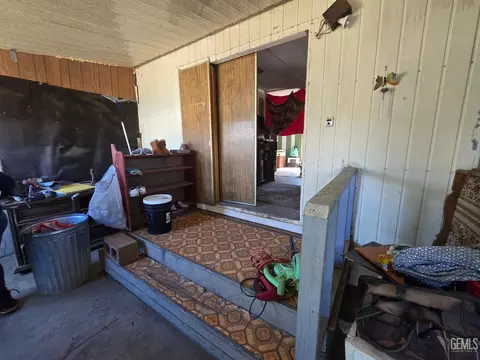 5265 Hooper Rd, Weldon, CA 93283 photo 2