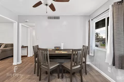 Dining - 242 Pine St, Shafter, CA 93263 photo 1 of 1