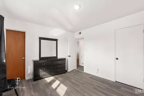 Bedroom - 242 Pine St, Shafter, CA 93263 photo 1 of 5