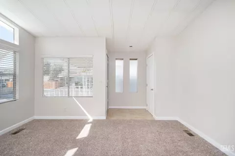 123 N 10th St #7, Taft, CA 93268 photo 7