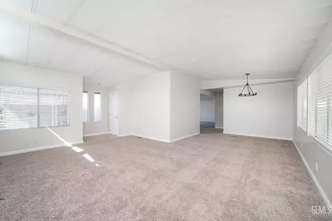 123 N 10th St #7, Taft, CA 93268 photo 9