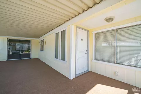 123 N 10th St #7, Taft, CA 93268 photo 6