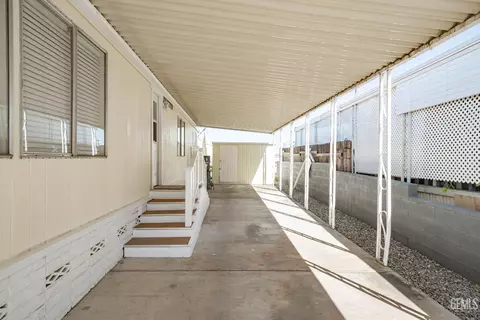 123 N 10th St #7, Taft, CA 93268 photo 4
