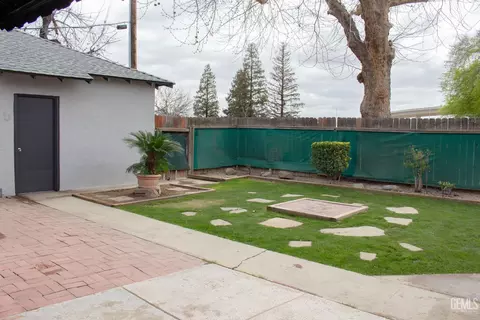 2 Wetherley Dr, Bakersfield, CA 93309 photo 24