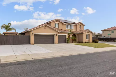 15904 Quintero Pl, Bakersfield, CA 93314 photo 2