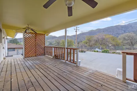 Exterior - 2812 Mccray Rd, Mountain Mesa, CA 93240 photo 9 of 12