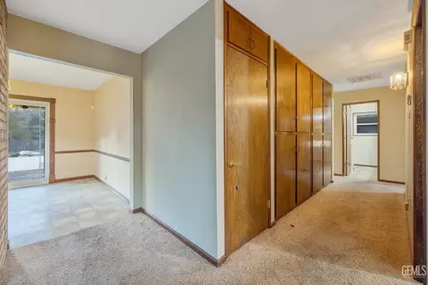 Bedroom - 2812 Mccray Rd, Mountain Mesa, CA 93240 photo 1 of 2