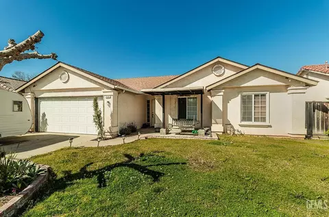 2694 4th St, Sanger, CA 93657 photo 3