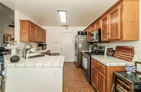 2694 4th St, Sanger, CA 93657 photo 9
