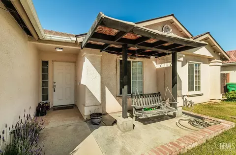 2694 4th St, Sanger, CA 93657 photo 4