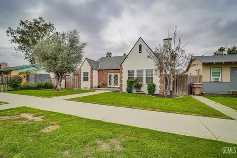 1925 3rd St, Bakersfield, CA 93304 photo 2