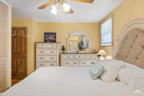 Bedroom - 101 E Woodrow St, Taft, CA 93268 photo 2 of 4