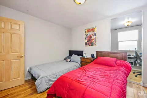 Bedroom - 101 E Woodrow St, Taft, CA 93268 photo 4 of 4