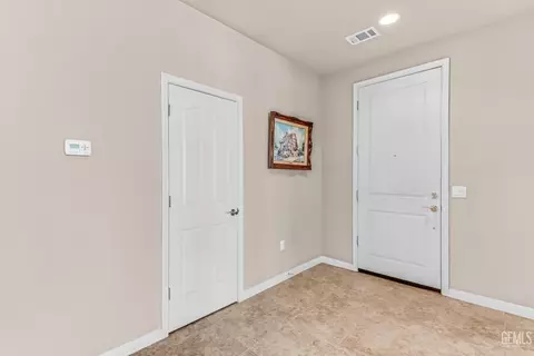 12600 Abercromby Dr, Bakersfield, CA 93312 photo 5