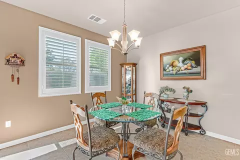 12600 Abercromby Dr, Bakersfield, CA 93312 photo 29