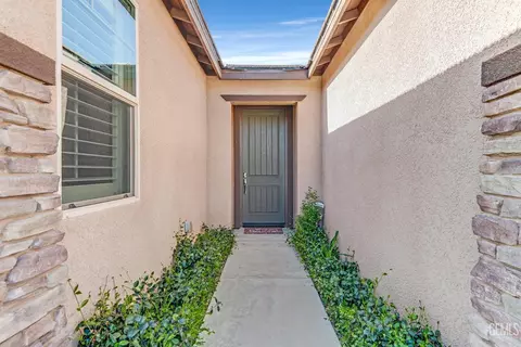 12600 Abercromby Dr, Bakersfield, CA 93312 photo 4
