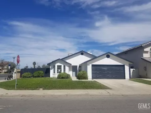 Exterior - 1201 5th Ave, Delano, CA 93215 photo 1 of 1