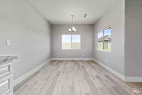 1008 Eckmann St, Shafter, CA 93263 photo 13