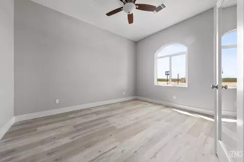 1008 Eckmann St, Shafter, CA 93263 photo 14