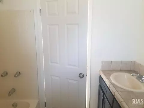 Bath - 1203 11th St, Wasco, CA 93280 photo 2 of 2