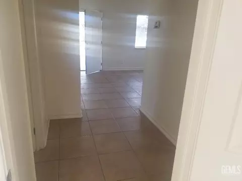 Entry Way - 1203 11th St, Wasco, CA 93280 photo 1 of 1
