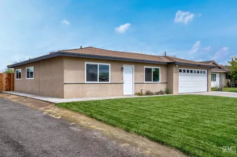 Exterior - 4220 Harris Rd, Bakersfield, CA 93313 photo 1 of 6