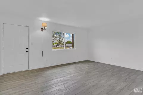 Other - 4220 Harris Rd, Bakersfield, CA 93313 photo 2 of 7