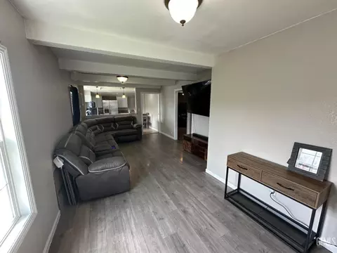 223 Philippine St, Taft, CA 93268 photo 5
