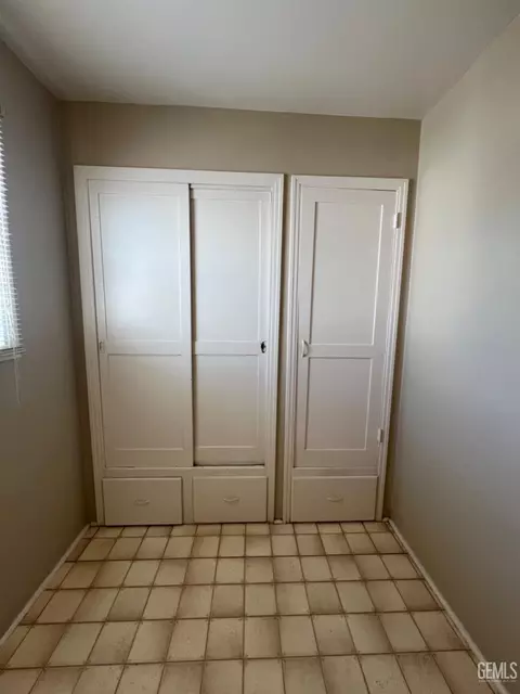 Other - 511 F St, Taft, CA 93268 photo 4 of 12