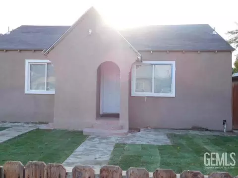 313 E St, Bakersfield, CA 93304 photo 1