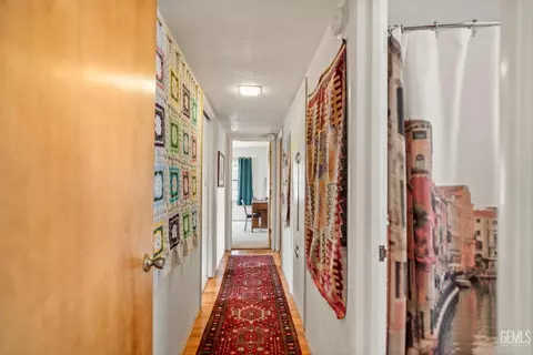 Entry Way - 220 E Woodrow St, Taft, CA 93268 photo 3 of 3