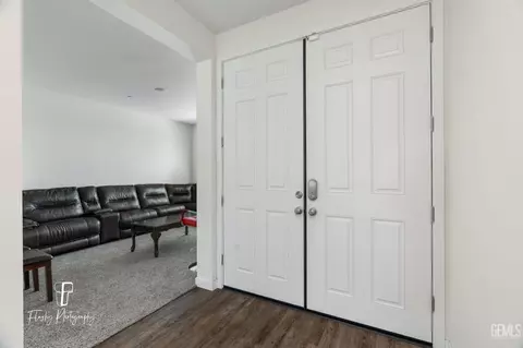 Other - 7806 Bristol Spring Ave, Bakersfield, CA 93313 photo 2 of 12