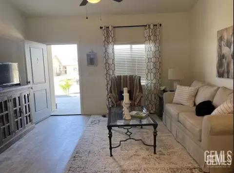 8309 Grandy St, Bakersfield, CA 93314 photo 7
