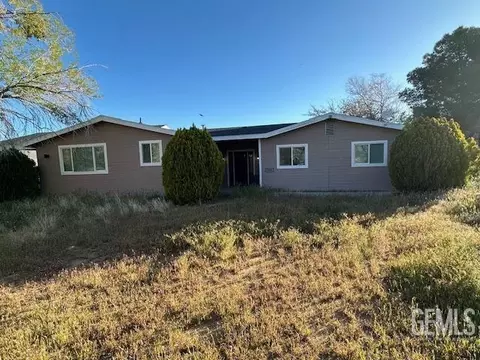 Exterior - 5000 Bella Vista Dr, Weldon, CA 93283 photo 1 of 3