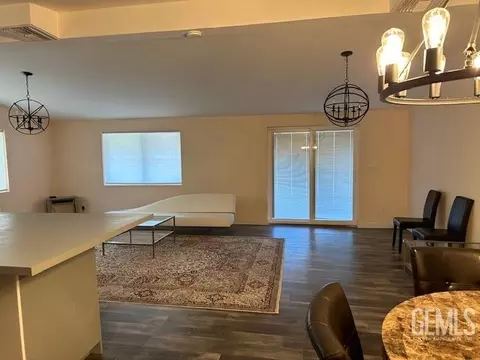 Dining - 5000 Bella Vista Dr, Weldon, CA 93283 photo 2 of 2