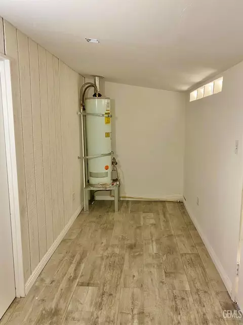 301 Shattuck Ave, Taft, CA 93268 photo 7