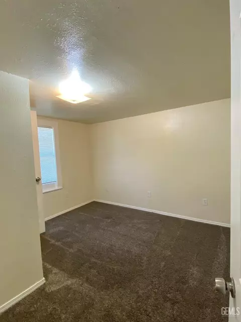 301 Shattuck Ave, Taft, CA 93268 photo 12