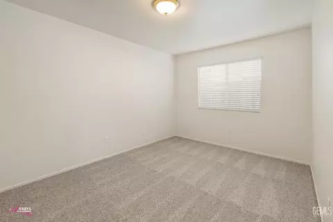 Other - 910 Devonshire St, Bakersfield, CA 93312 photo 6 of 7